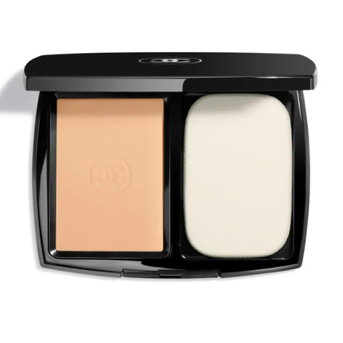 CHANEL Ultra Le Teint Compact Kompaktpuder SPF 15 Farbton B60 Kosmetik