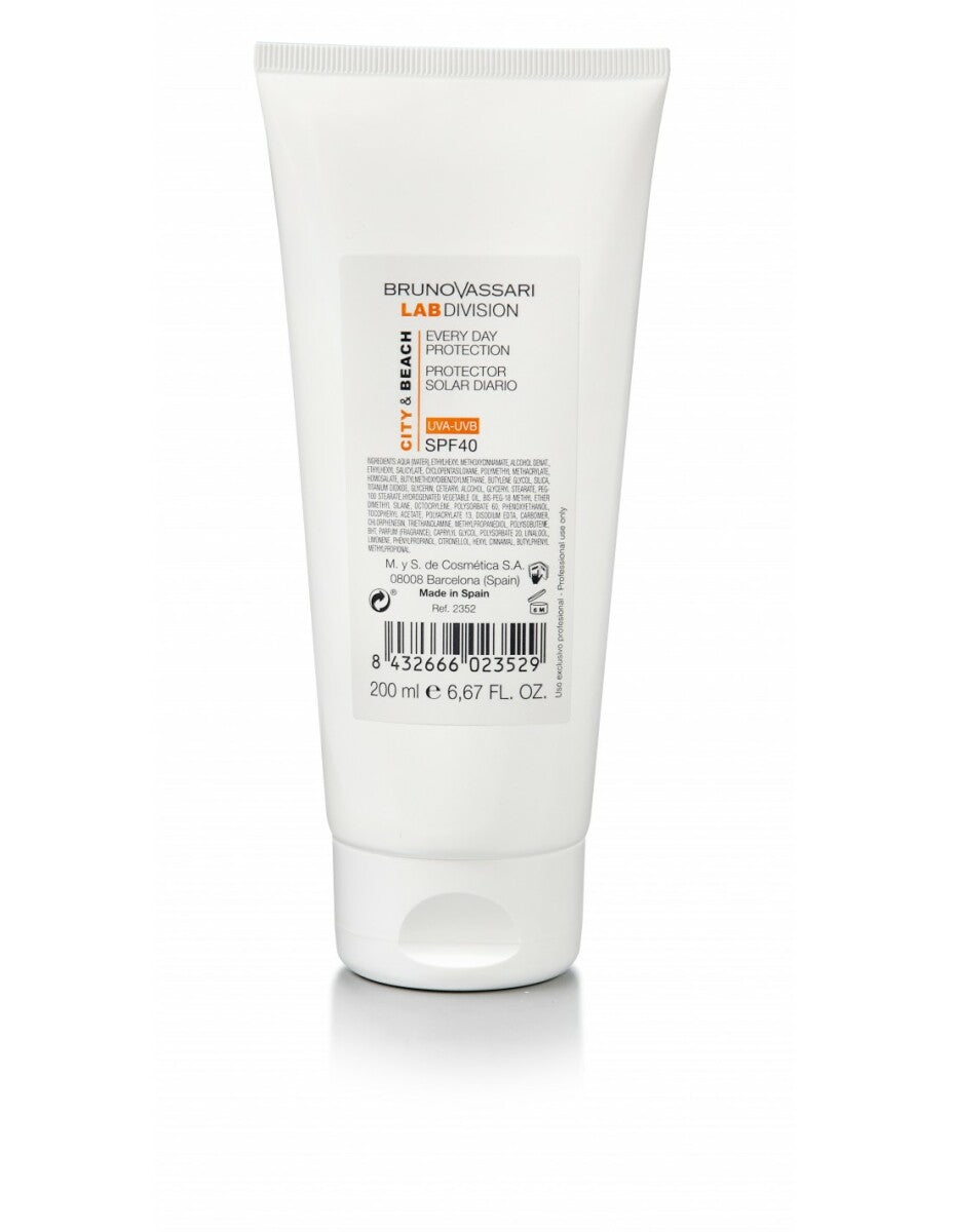 Bruno Vassari Bruno Vassari, City & Beach, Titandioxid, Hydratisierend, Morgen, Sahne, Für das Gesicht, SPF 40, 200 ml Regula