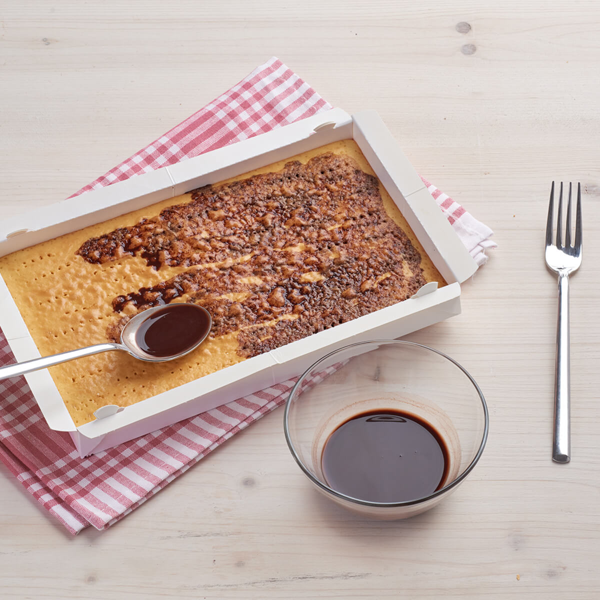 Dr Oetker Backmischung Erdbeer Zeit Tiramisu Schnitte - Candyshop.ch