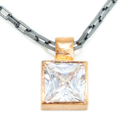 V11H674BC2587563857A1AED62D77A15B2BER4334008P6