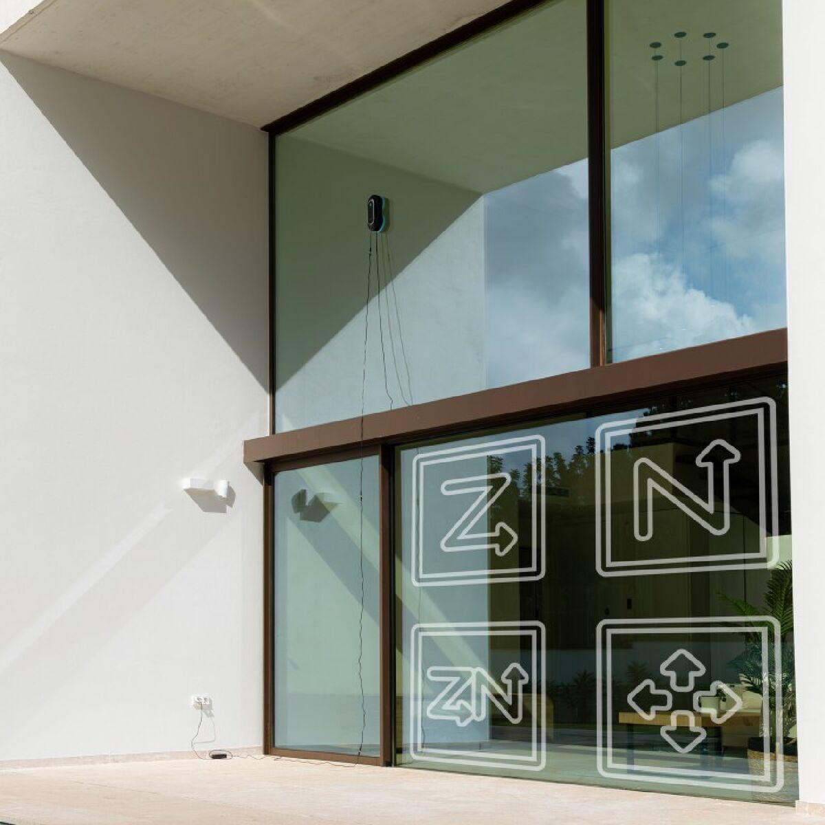 Cecotec Fensterreiniger Windroid 1090 Double Spray 72 W Mit Fernbedienung Und App