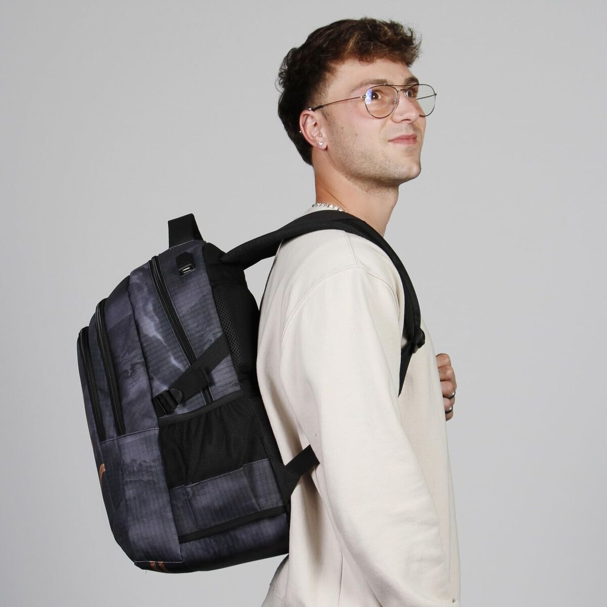 V3HC4035219C59D74F48F8D7C9D179047BAR7559138P9