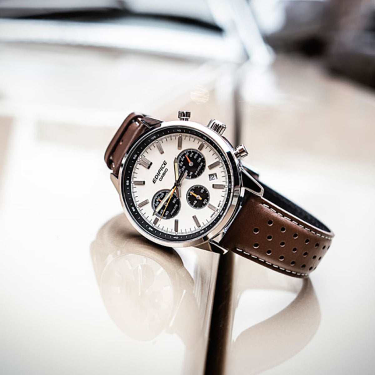 CASIO EDIFICE STANDARD CHRONOGRAPH - CHAMPAGNE EFR-575L-7AEF Chronograph Armbanduhr 40.5 mm