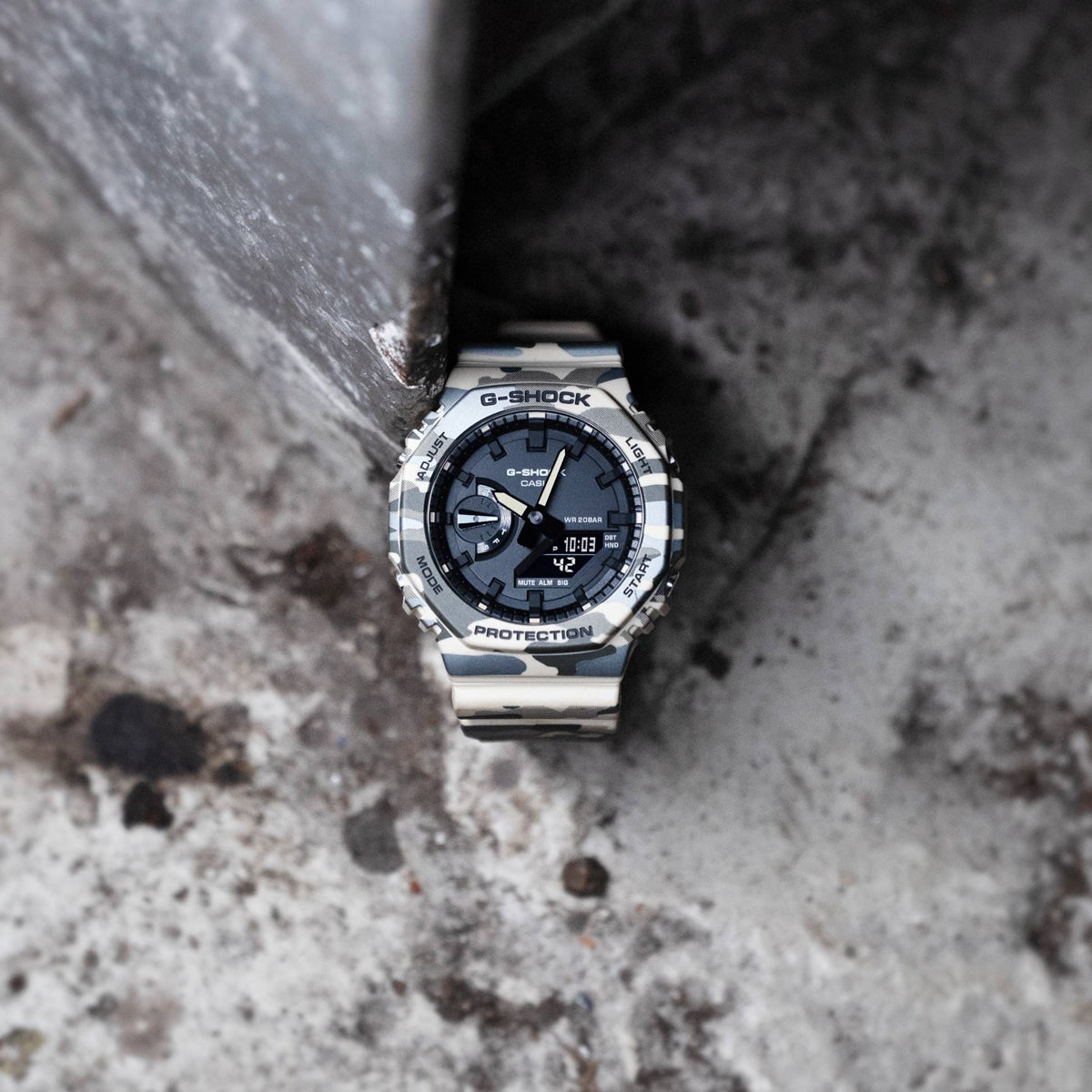 CASIO G-SHOCK Mod. OAK - BROWN CAMOUFLAGE SERIE ***NEW!*** GA-2100CM-5AER Multifunction Armbanduhr 45.5 mm Braun ansicht-2