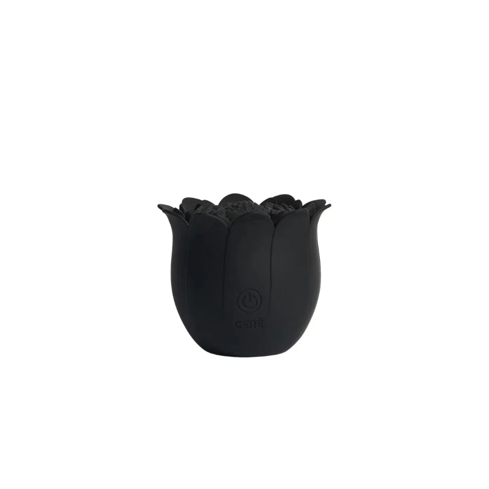 Cere Klitorissauger Cere, Diviner, Clit Suckers, Chrysanthemum Vibrator, USB Rechargeable, Medical Silicone, Waterproof, Blac