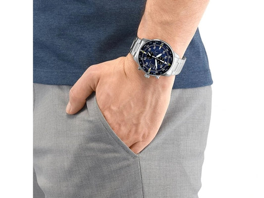 CITIZEN Herren Chronograph Armbanduhr aus Edelstahl mit SS Bracelet 44 mm CA0690-88L – Seitenansicht