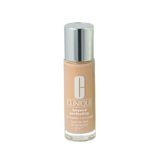 Clinique Clinique, Beyond Perfecting, Parabenfrei, Mattes Finish, Flüssige Grundierung & Concealer 2-in-1, CN 18, Sahne, 30 m