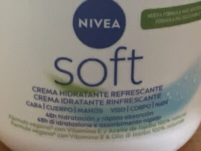 NIVEA NIVEA Soft Feuchtigkeitscreme 500 ml leichte Pflege für Gesicht und Körper Kosmetik