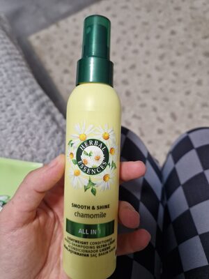 HERBAL ESSENCES HERBAL ESSENCES Camomila Brillo y Revitalizante leichter Conditioner 145 ml Kosmetik