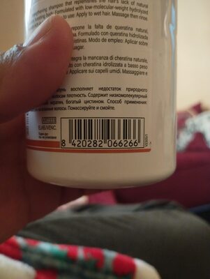 Salerm Cosmetics Protein Shampoo 300ml