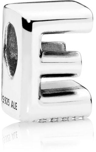 PANDORA MOMENTS ALPHABET LETTER E CHARM Damen Charm aus Silber 925 in Silber 797459 – Produktansicht