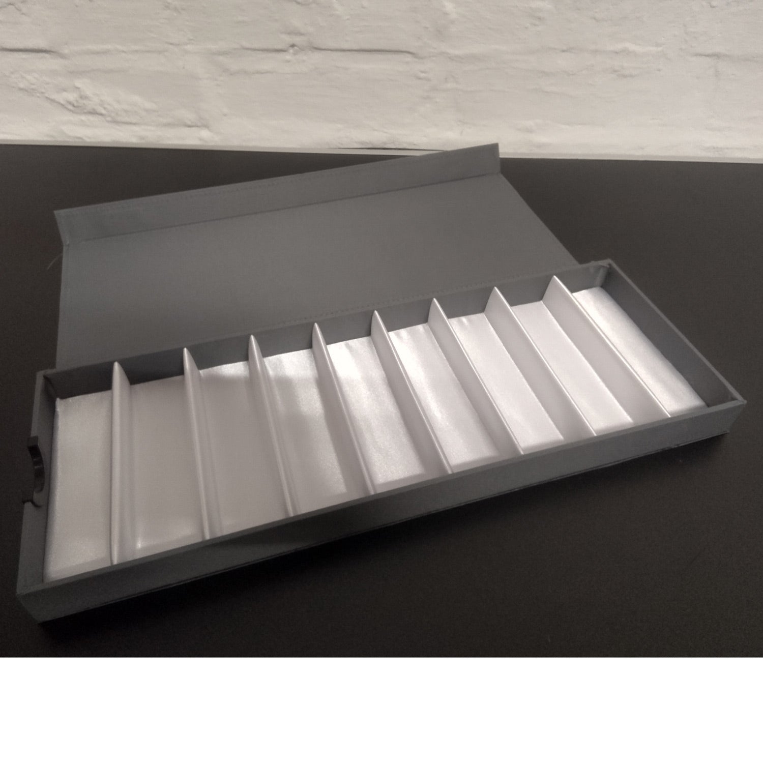 PoS MATERIAL Light Grey Tray without Logo Armbanduhr Grau