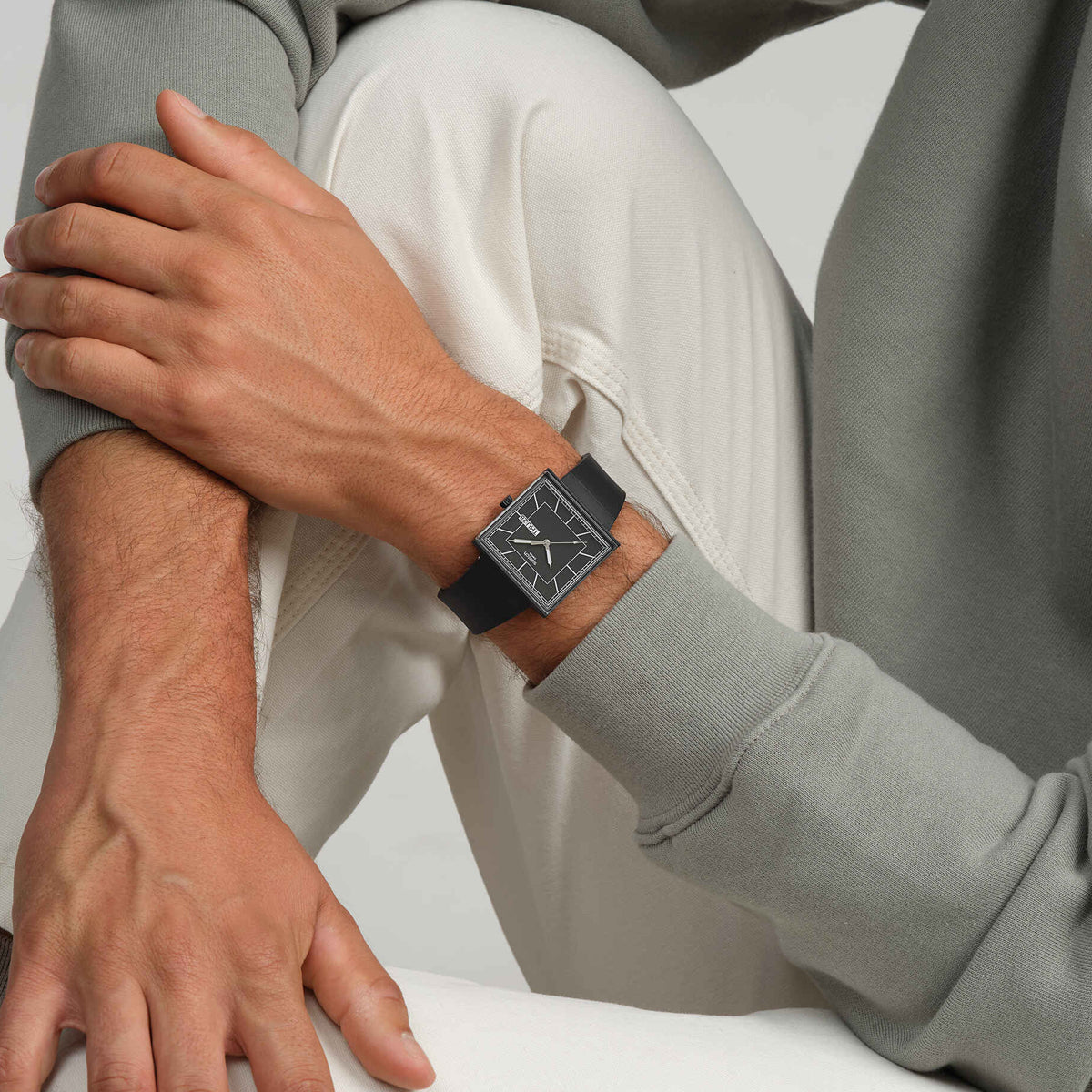 SWATCH Mod. WHAT IF…BLACKAGAIN? SO34B701 Armbanduhr Schwarz ansicht-3