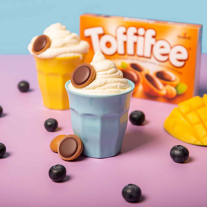 Toffifee 15er Toffifee - Haselnuss in Caramel mit Nougatcreme und Schokolade.