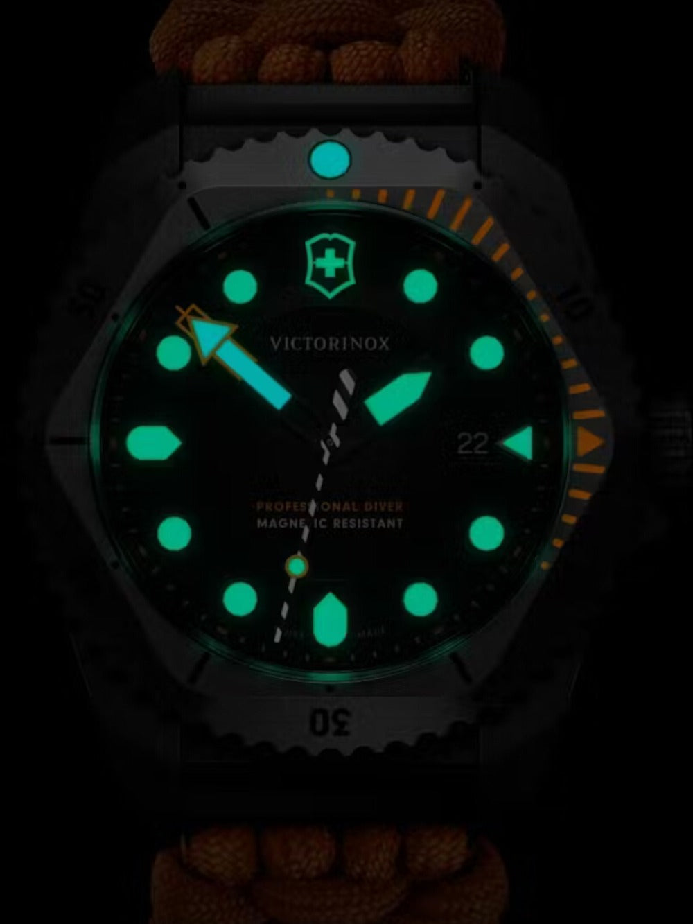 VICTORINOX 242069-1 Analoguhr Armbanduhr 30 mm ansicht-2